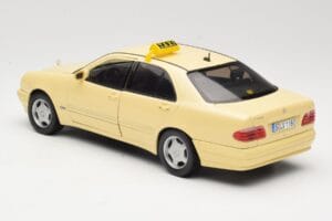 Mercedes E320 W210 Taxi Sun Star 1:18 1160 Metalas - nuotrauka 7 iš 8