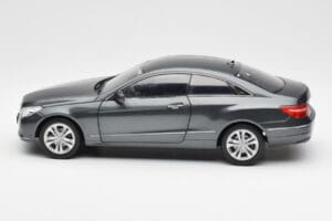 Mercedes E500 C207 Coupe Tenoric Pilkas Norev 1:18 183540 Metalas - nuotrauka 4 iš 8