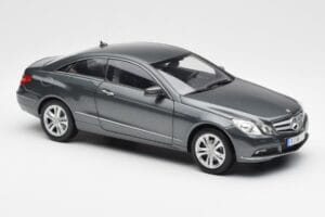 Mercedes E500 C207 Coupe Tenoric Pilkas Norev 1:18 183540 Metalas - nuotrauka 6 iš 8