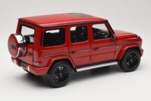 Mercedes G 500 W463 Raudonas Minichamps 1:18 110037101 Metalas - nuotrauka 3 iš 8