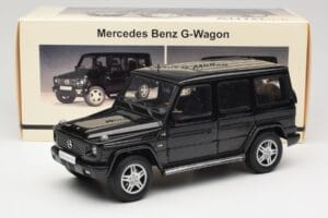 Mercedes G-Class G 500 W463 Smaragd Black Metallic AUTOart 1:18 76101 Metalas - nuotrauka 8 iš 8