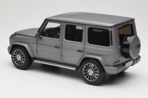 Mercedes G-Class G500 W463A Designo Platinum Magno Minichamps 1:18 B66960811 Metalas - nuotrauka 7 iš 8