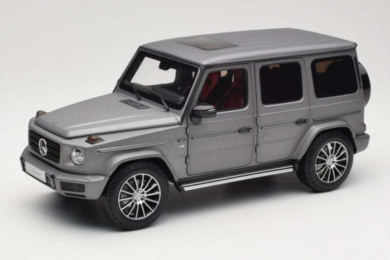 Mercedes G-Class G500 W463A Designo Platinum Magno Minichamps 1:18 B66960811 Metalas