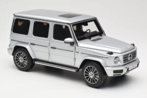 Mercedes G-Class G 500 W463A Iridium Silver Metallic Minichamps 1:18 113037112 Metalas - nuotrauka 6 iš 8