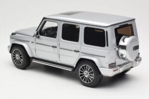 Mercedes G-Class G 500 W463A Iridium Silver Metallic Minichamps 1:18 113037112 Metalas - nuotrauka 7 iš 8