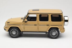 Mercedes G-Class G 500 W463A Solarbeam Yellow Metallic Minichamps 1:18 113037108 Metalas - nuotrauka 4 iš 8