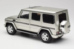 Mercedes G-Class G55 AMG W463 Iridium Sidabrinis Otto 1:18 OT1126 Derva - nuotrauka 5 iš 6