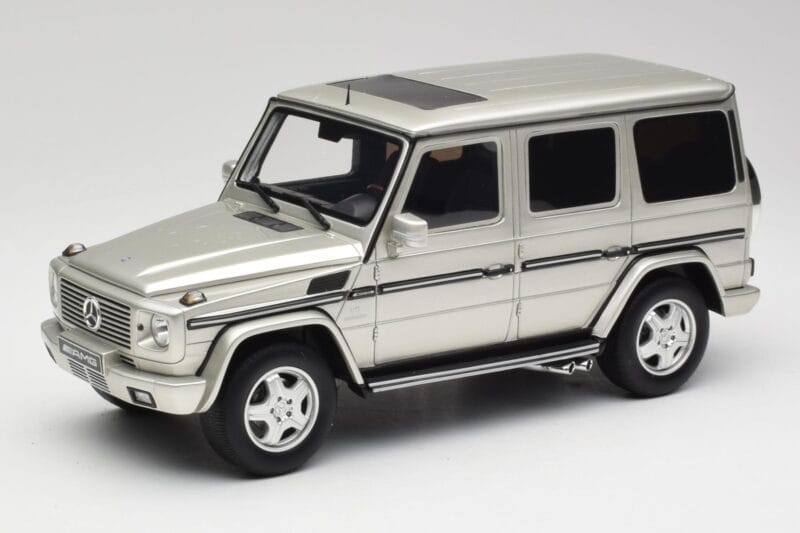 Mercedes G-Class G55 AMG W463 Iridium Sidabrinis Otto 1:18 OT1126 Derva