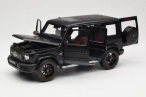 Mercedes G-Class G63 AMG W463A Matt Black Minichamps 1:18 110037064 Metalas - nuotrauka 2 iš 8