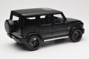 Mercedes G-Class G63 AMG W463A Matt Black Minichamps 1:18 110037064 Metalas - nuotrauka 3 iš 8