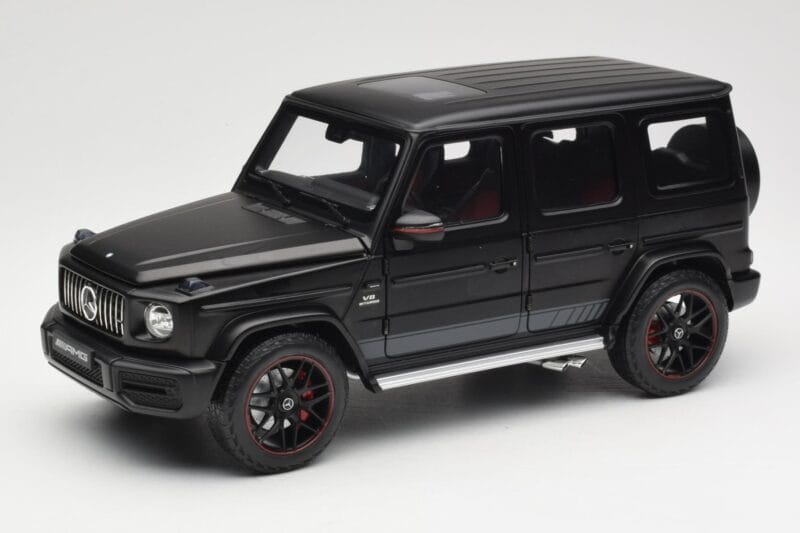 Mercedes G-Class G63 AMG W463A Matt Black Minichamps 1:18 110037064 Metalas