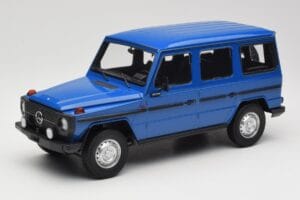 Mercedes G-Class W460 LWB Tamsiai Mėlynas Minichamps 1:18 155038100 Metalas
