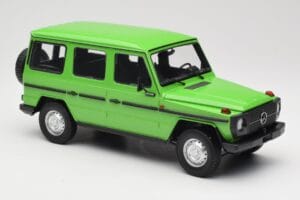 Mercedes G-Class W460 LWB Žalias Minichamps 1:18 155038101 Metalas - nuotrauka 4 iš 6
