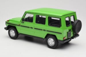 Mercedes G-Class W460 LWB Žalias Minichamps 1:18 155038101 Metalas - nuotrauka 5 iš 6