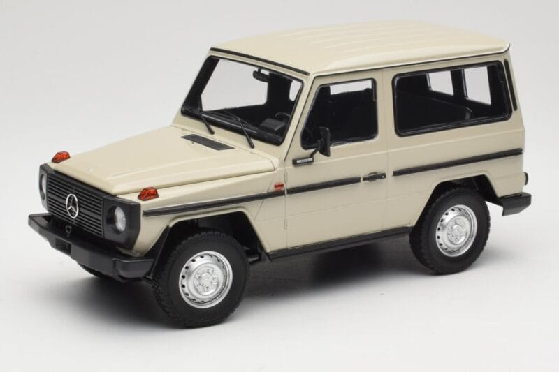 Mercedes G-Class W460 SWB Grey Metallic Minichamps 1:18 155038004 Metalas