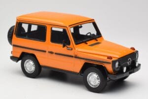 Mercedes G-Class W460 SWB Oranžinis Minichamps 1:18 155038000 Metalas - nuotrauka 4 iš 6