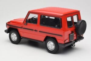 Mercedes G-Class W460 SWB Raudonas Minichamps 1:18 155038002 Metalas - nuotrauka 5 iš 6