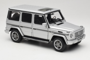 Mercedes G55 AMG W463 Sidabrinis AUTOart 1:18 76247 Metalas - nuotrauka 6 iš 8