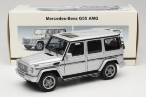 Mercedes G55 AMG W463 Sidabrinis AUTOart 1:18 76247 Metalas - nuotrauka 8 iš 8