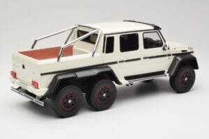 Mercedes AMG G63 6x6 W463 Baltas GT Spirit 1:18 GT100 Derva - nuotrauka 2 iš 6