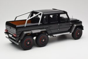 Mercedes AMG G63 W463 6x6 Gloss Juodas AUTOart 1:18 76306 Kompozitas - nuotrauka 3 iš 8