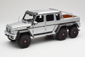 Mercedes AMG G63 W463 6x6 Iridium Sidabrinis AUTOart 1:18 76301 Kompozitas