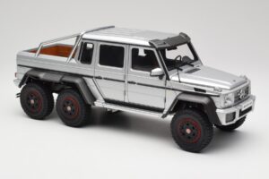 Mercedes AMG G63 W463 6x6 Iridium Sidabrinis AUTOart 1:18 76301 Kompozitas - nuotrauka 6 iš 8