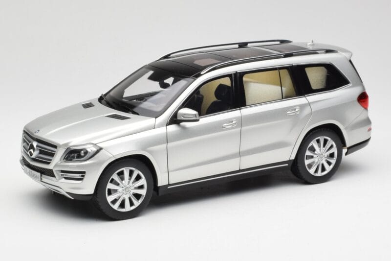 Mercedes GL-Class X166 Iridium Sidabrinis Metallic Norev 1:18 B66960097 Metalas