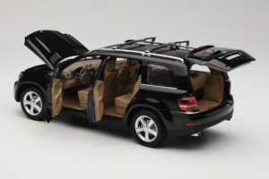 Mercedes GL X164 Obsidian Black Minichamps 1:18 B66962334 Metalas - nuotrauka 5 iš 8