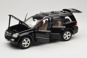 Mercedes GL X164 Tanzanite Blue Minichamps 1:18 B66962335 Metalas - nuotrauka 2 iš 8