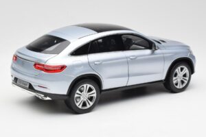 Mercedes GLE Coupe C292 Diamond Sidabrinis Norev 1:18 B66960358 Metalas - nuotrauka 3 iš 8