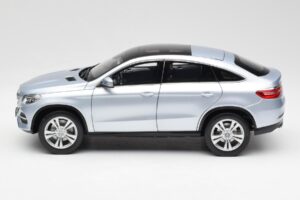 Mercedes GLE Coupe C292 Diamond Sidabrinis Norev 1:18 B66960358 Metalas - nuotrauka 4 iš 8
