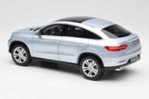 Mercedes GLE Coupe C292 Diamond Sidabrinis Norev 1:18 B66960358 Metalas - nuotrauka 7 iš 8