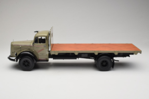 Mercedes L6600 Rungewagen Pilkas Juodas Minichamps 1:18 109031050-R1 Metalas - nuotrauka 4 iš 9