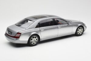 Maybach 62 LWB Himalaya Sidabrinis Dealer Edition AUTOart 1:18 B66962178 Metalas - nuotrauka 3 iš 8