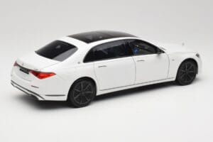 Mercedes Maybach S 680 X223 Diamond White Norev 1:18 B66960666 Metalas - nuotrauka 3 iš 8