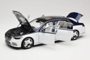 Mercedes Maybach S-Class Z223 Nautical Blue Diamond White Almost Real 1:18 820126 Metalas - nuotrauka 2 iš 8