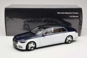 Mercedes Maybach S-Class Z223 Nautical Blue Diamond White Almost Real 1:18 820126 Metalas - nuotrauka 8 iš 8