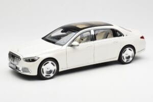 Mercedes Maybach S680 4Matic X223 Diamond Baltas Norev 1:18 183918 Metalas