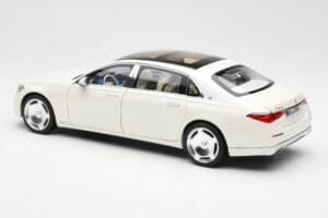 Mercedes Maybach S680 4Matic X223 Diamond Baltas Norev 1:18 183918 Metalas - nuotrauka 7 iš 8