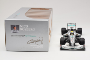 Mercedes MGP W01 #4 N. Rosberg Mercedes GP 2010 Minichamps 1:18 110100004 Metalas - nuotrauka 6 iš 7