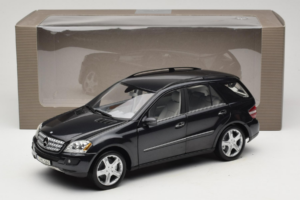 Mercedes ML W164 Obsidian Black Prekybos Atstovų Leidimas Minichamps 1:18 B66962321 Metalas - nuotrauka 8 iš 8