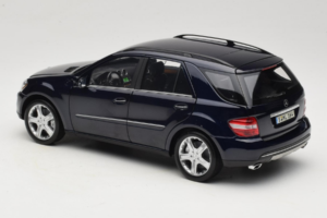 Mercedes ML W164 Tanzanite Blue Prekybos Atstovų Leidimas Minichamps 1:18 B66962322 Metalas - nuotrauka 7 iš 8