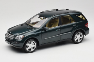 Mercedes ML W164 Green Metallic Minichamps 1:18 150034502 Metalas