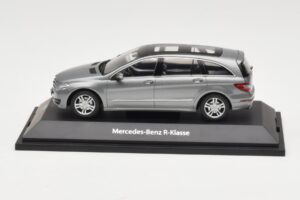 Mercedes R-Class W251 Palladium Silver Metallic Minichamps 1:43 B66960055 Metalas