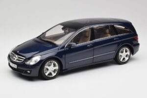 Mercedes R-Class W251 Tanzanitas Mėlyna Minichamps 1:18 150034600 Metalas