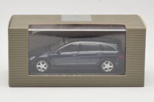 Mercedes R-Class W251 Tanzanite Blue Minichamps 1:43 B66962215 Metalas - nuotrauka 4 iš 4