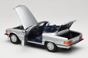 Mercedes R107 380 SL Sidabrinis Norev 1:18 183725 Metalas - nuotrauka 5 iš 8