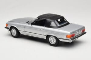 Mercedes R107 380 SL Sidabrinis Norev 1:18 183725 Metalas - nuotrauka 7 iš 8