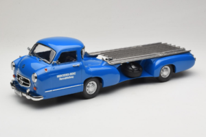 Mercedes Renntransporter Blaues Wunder iScale 1:18 118000000006-P1 Metalas